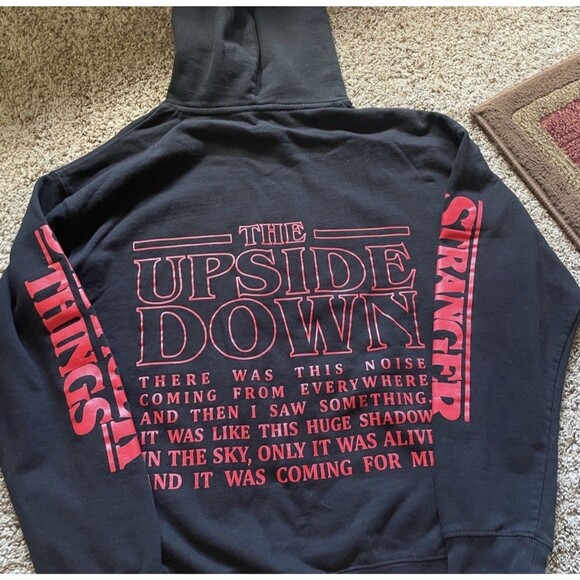 Rare-NETFLIX STRANGER THINGS SERIES GRAPHIC HOODIE SWEATSHIRT BLACK M - Picture 6 of 6
